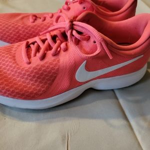 Nike Women's Size 7.5